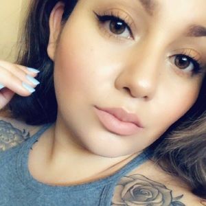 Meet your Posher, Beatriz